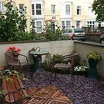 Bed & Breakfast Admiral 3*