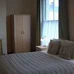 Admiral Bed & Breakfast